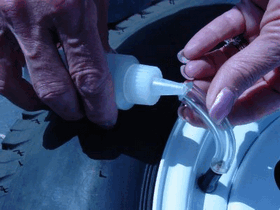 Attaching the Applicator to the clear plastic hose